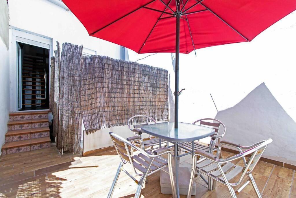 Acogedor Duplex Con Terraza Interior En La Playa Lägenhet Valencia Exteriör bild